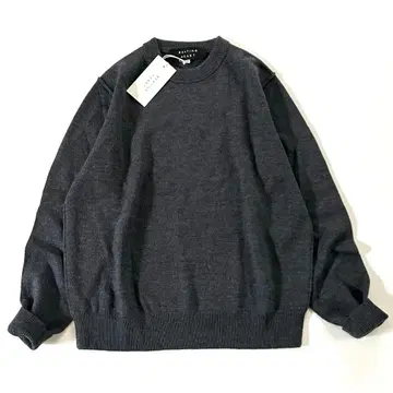 미사용품 비팅 하트 울 니트 긴팔 M