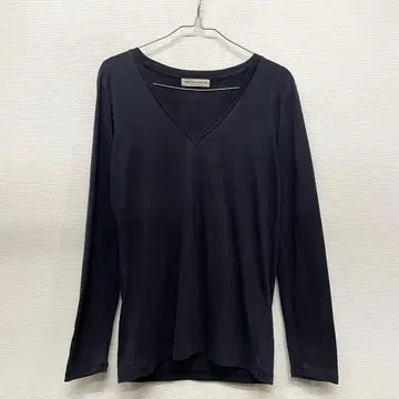 더 신조 V넥 티셔츠