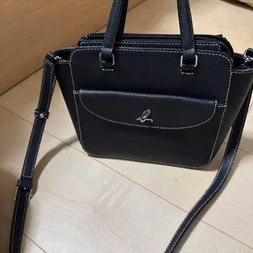 에네스베 숄더백 핸드백 블랙