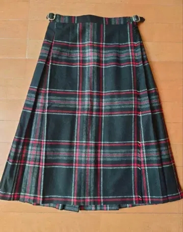 O'NEIL OF DUBLIN (오닐 오브 더블린) 체크 스커트