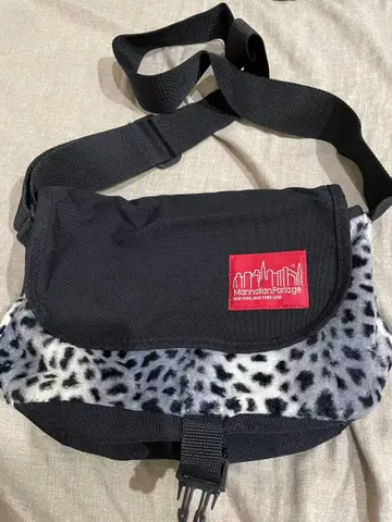 Manhattan Portage 메신저 레오파드 무늬 ( 그레이 )