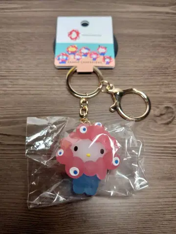 만박 산리오 미야쿠미야쿠 콜라보 코스튬 키링 키티