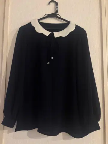 르네 블라우스 가을/겨울 36 네이비