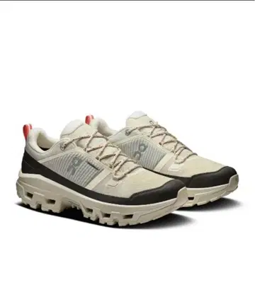 On Cloudrock Low Waterproof 온 클라우드락