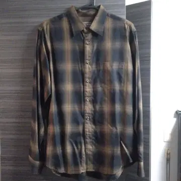 MR. OLIVE 옴브레 체크 무늬 긴팔 셔츠 M 사이즈