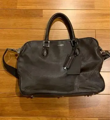 펠레 모르비다 비즈니스 백 브라운