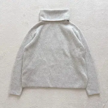 서니 레이블 터틀넥 니트 스웨터 어반 리서치 심플