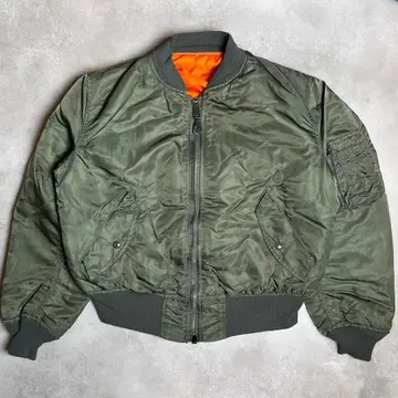 USA 제조 90년대 빈티지 알파 MA-1 플라이트 자켓 M