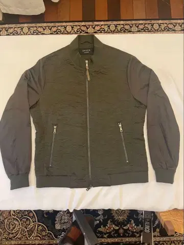 EPoca Uomo 퀼팅 자켓 올리브 그린