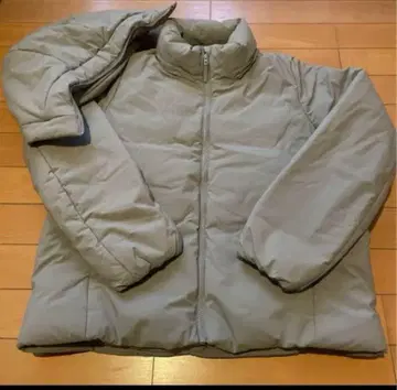 유니클로 심리스 다운 자켓