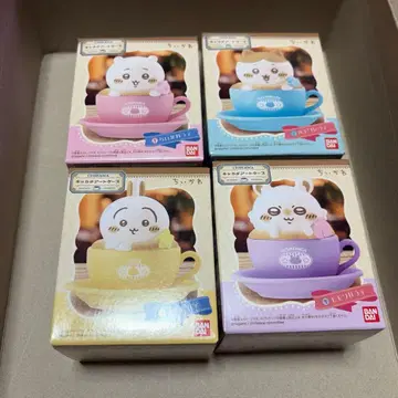 치이카와 캐릭터 아트 케이스 치이카와 하치와레 토끼 모몽가 4종 세트