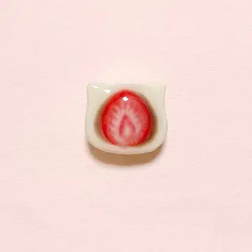 고양이 귀 딸기 대복 딸기 화과자 브로치 오비 고정 띠