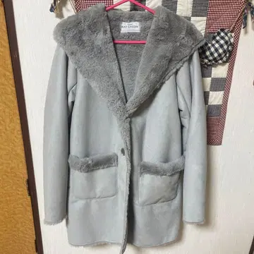 Ray Cassin 문 코트