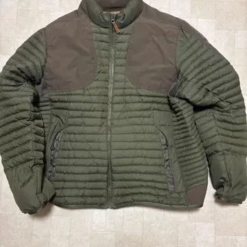 에디 바우어 Eddie Bauer 다운 자켓