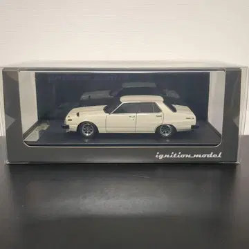 보호 케이스 포함 스카이라인 2000 GT-EL C211 이그니션 모델