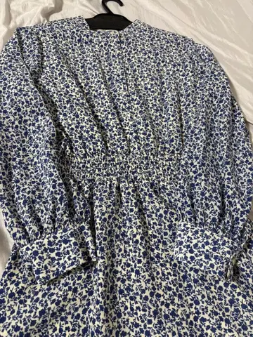 꽃무늬 긴팔 롱 원피스