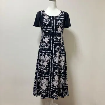 로라 애슐리 꽃 꽃무늬 네이비 아트 디자인 패턴 롱 원피스