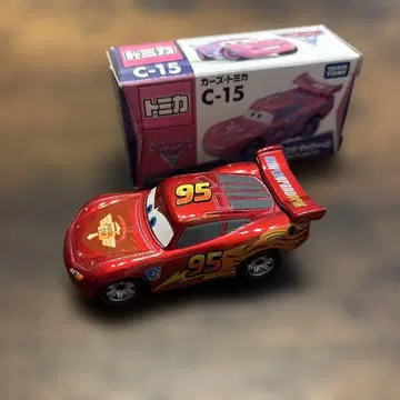토미카 C-15 라이트닝 맥퀸