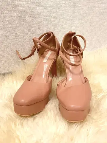 eimy 핑크 하이힐 스트랩 포함