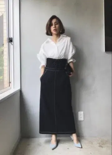 Ameri 레이스업 하이웨스트 스커트 블랙 롱 스커트