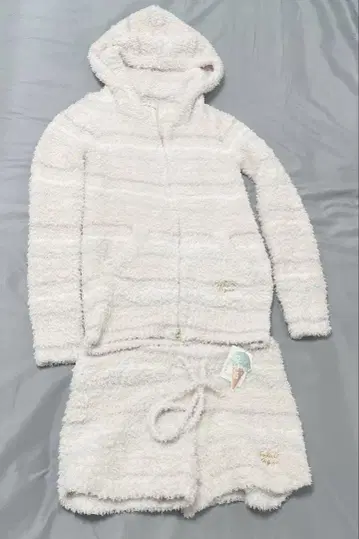 젤라또피케 룸웨어 셋업