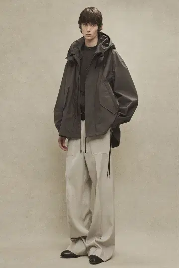 24SS 더 릴랙스 숏 모즈 올리브 38