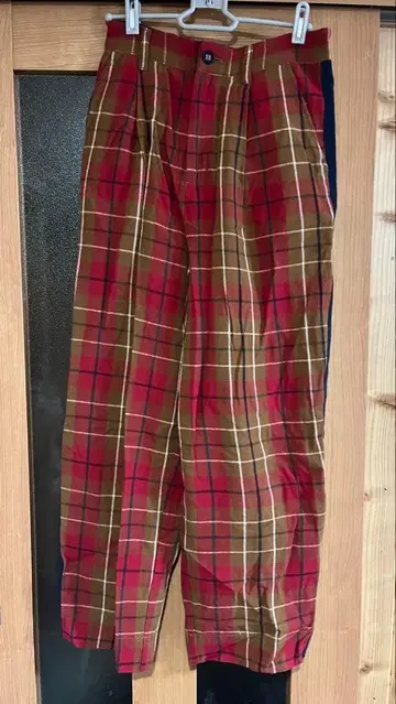 POU DOU DOU 타탄 체크 사이드 라인 팬츠