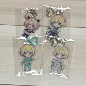 러브시크 료 아크릴 키링