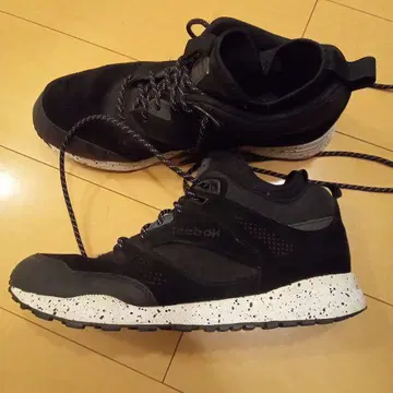 Reebok 벤틸레이터 블랙 28cm