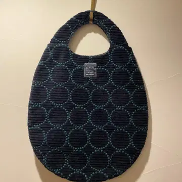 mina perhonen 원형 무늬 핸드백