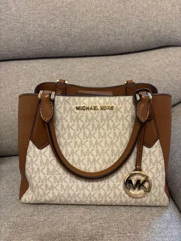 MICHAEL KORS 핸드백