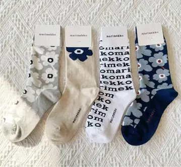 새상품 마리메꼬 양말 4켤레