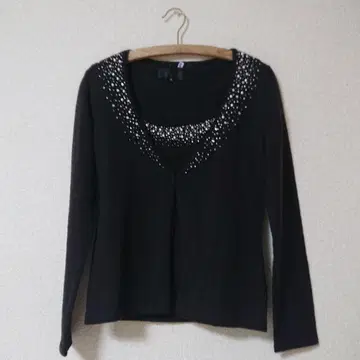 새상품급 UNTITLED 니트 다크 브라운 울 100%