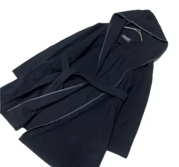 빅 사이즈! INDIVI 파이핑 절개 후데트 코디 가디건