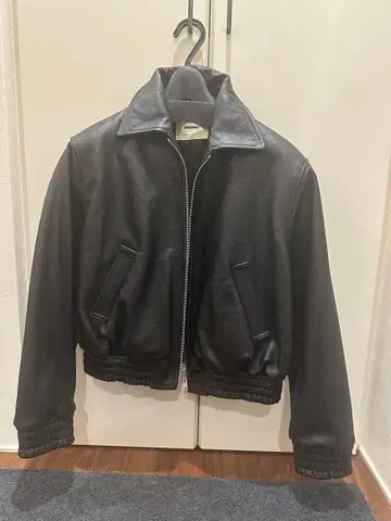 SHISHIKUI LEATHER B 가죽 자켓 시착만 한 상품