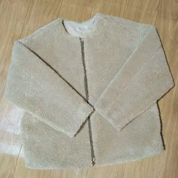 Plume 베이지 보아 자켓