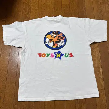 토이저러스 T셔츠