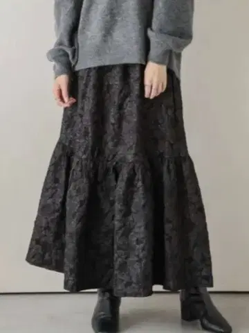 [ 완판템 ] Sugar biscuit 자카드풍 롱 스커트