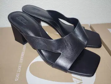 ZARA 천연 가죽 블랙 리얼 가죽 뮬 와이드 힐 39