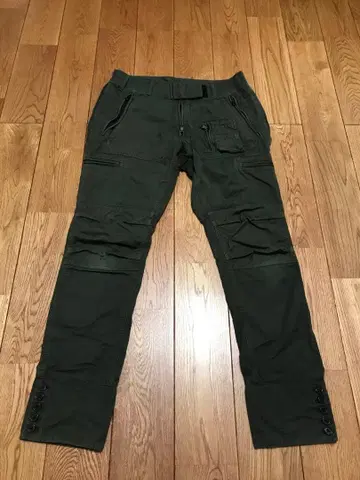 립반윙클 조퍼 파라슈트 팬츠