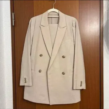 베이지 더블 브레스트 셋업