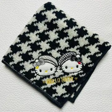 헬로키티 흑백 걸리시 쌍둥이 코디 타월