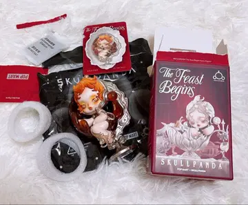 스컬 팬더 피규어