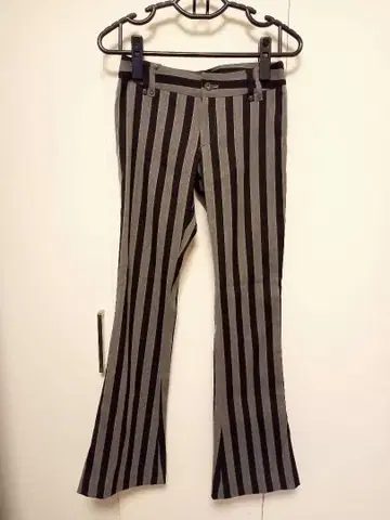 VINAYOU 스트라이프 플레어 팬츠 그레이 블랙