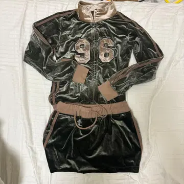 FCMM 벨로아 스커트 셋업 S 96