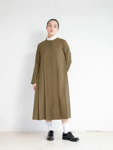 [ 새상품급 ] midiumi 크루넥 플리츠 원피스 블랙