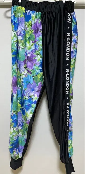 R.LONDON 꽃무늬 팬츠 M