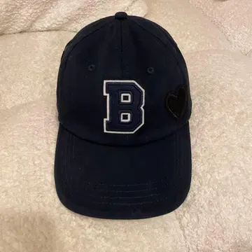 Bibiy. 로고캡 모자 네이비