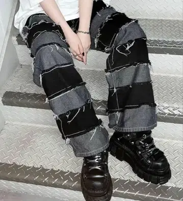 패치워크 블랙 데님 팬츠