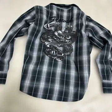 드래곤 자수 체크 무늬 긴팔 셔츠
